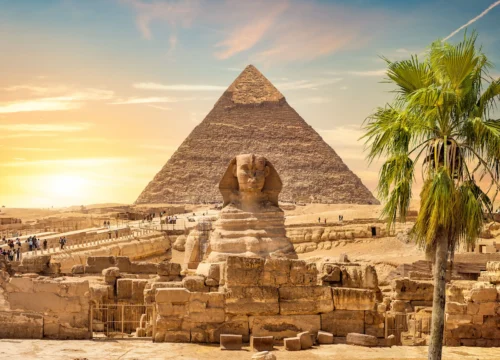 Cairo cu avionul